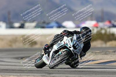 media/Dec-07-2025-CVMA (Sun) [[3e7d2de5dc]]/Race 7-Formula Lightweight Twins Shootout/